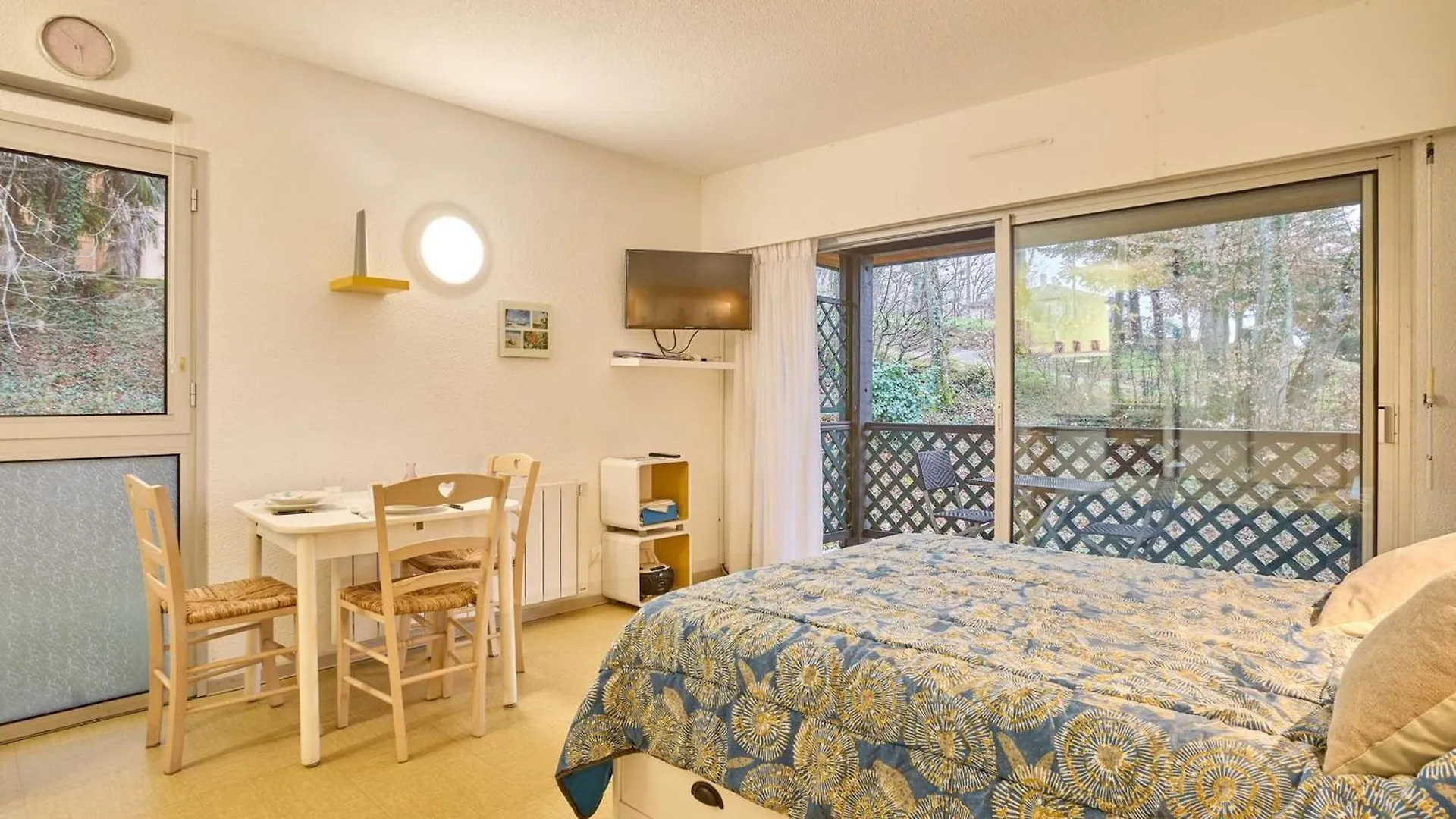 Апартаменты Appartement T1 Lumineux, Balcon Sud, Parking, Wifi - Fr-1-841-9 Барботан-ле-Терм